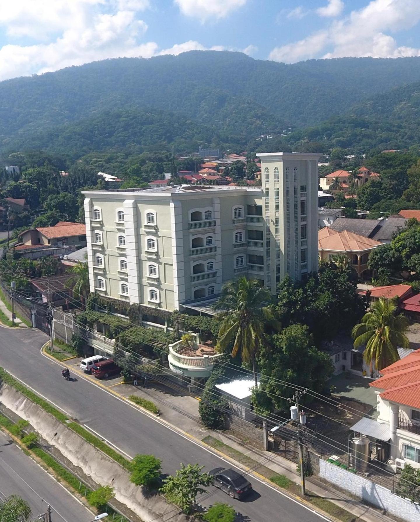 Boutique Hotel La Cordillera Сан-Педро-Сула Экстерьер фото